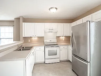 550 Flintlock Ct — Photo 1