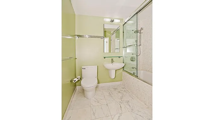Sold by Fenwick Keats Real Estate | media 4
