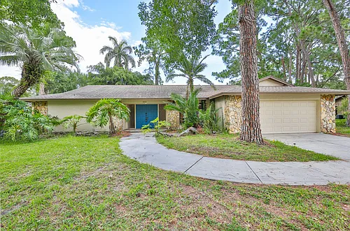 2823 Heron Pl Photo 1