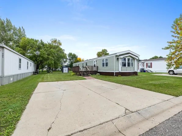 406 31st Ave SE #407, Minot, ND 58701