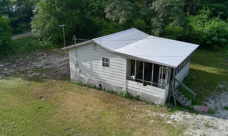 1st image of 211 NE Avenue C