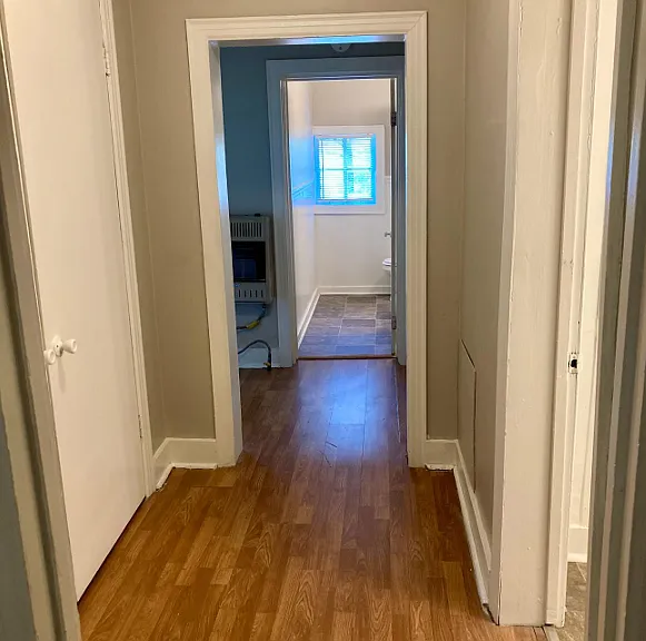 420 N McLemore Ave — Photo 6