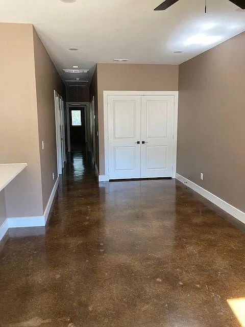 3 bed, 2.0 bath, 1170 sqft, $1,500 — Photo 2