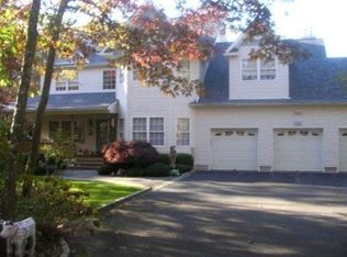 100 Dayton Ave, Manorville, NY 11949