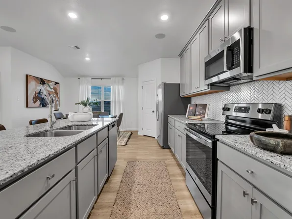 Lampasas Plan, Park Meadows