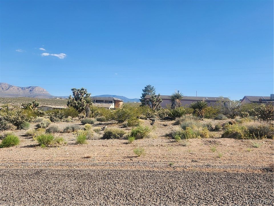 2nd image of 330 E Tusayan Drive