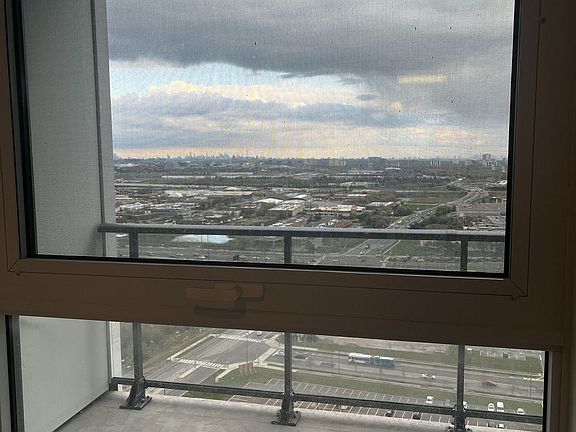 5th image of 1000 Portage Pkwy #2807