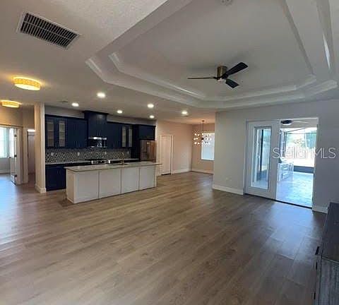 3rd image of 123 Bickford Dr