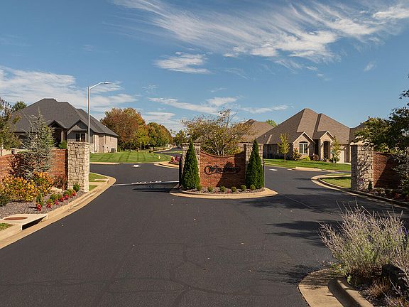 3rd image of 3953 E Windsmore Drive