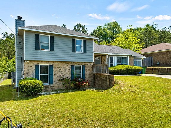 2nd image of 148 Sweetwater Dr