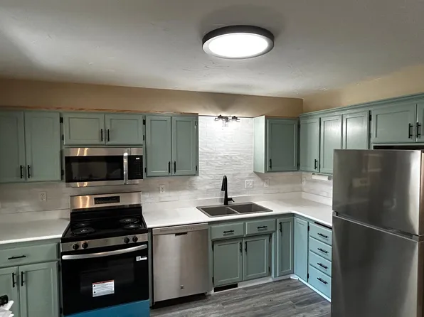 901 W Main St, Belle Plaine, MN 56011