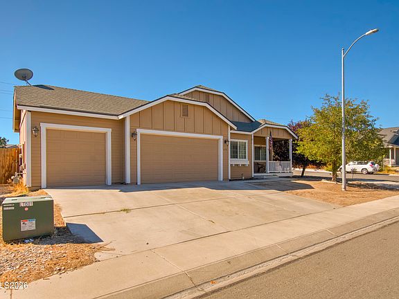 2nd image of 654 Canary Cir