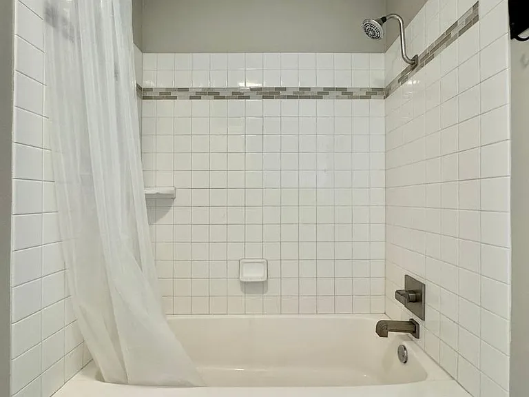 3330 Briargrove Ln — Photo 22