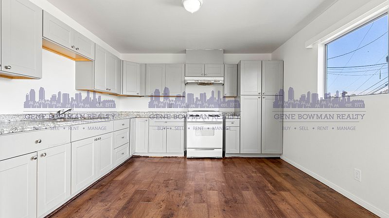 1st image of 108 Laurel Ave