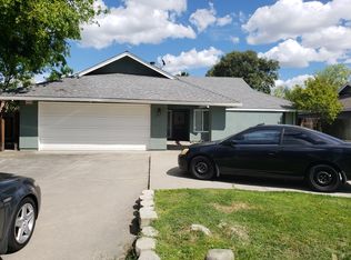 2820 Malaga Way, Modesto, CA 95355