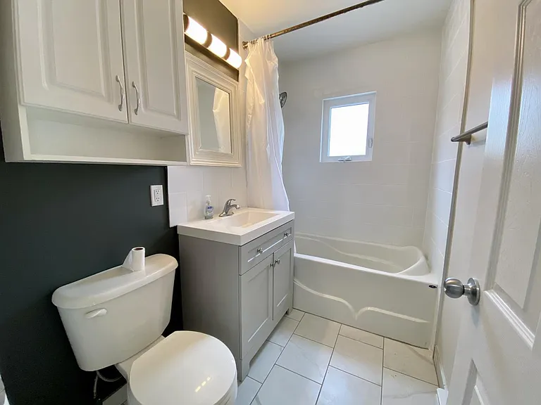 40 Helen St #1 — Photo 20