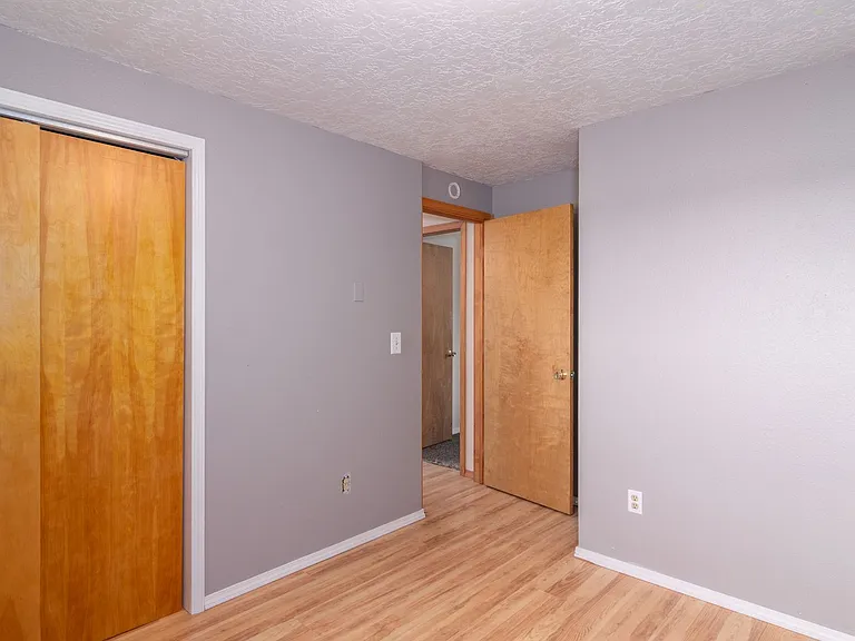 1309 Pineview St — Photo 6