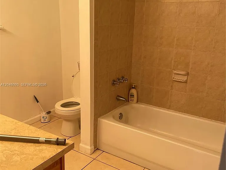 455 S Pine Island Rd #306C — Photo 9
