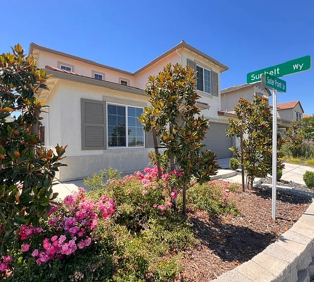 9001 Solar Point Dr #1 — Photo 6
