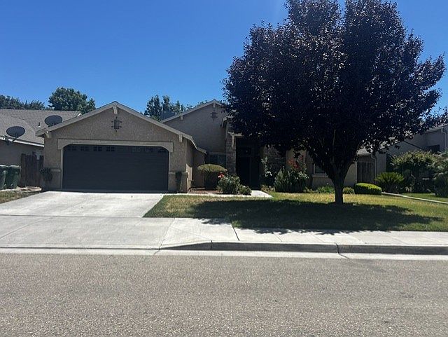 1st image of 1017 Marc Ave