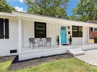 1122 Penrose Ln, Charlotte, NC 28217