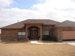 114 La Paloma Dr, Del Rio, TX 78840