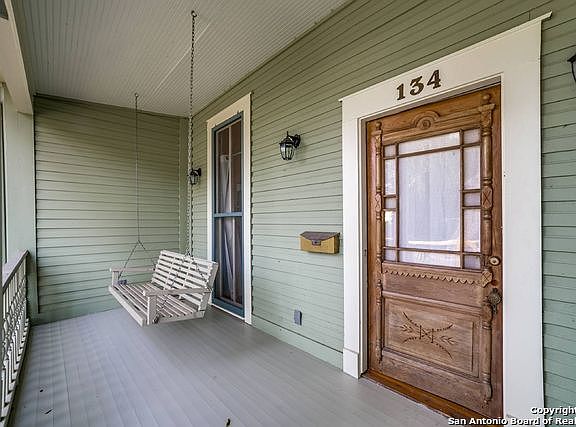 3rd image of 134 Callaghan Ave