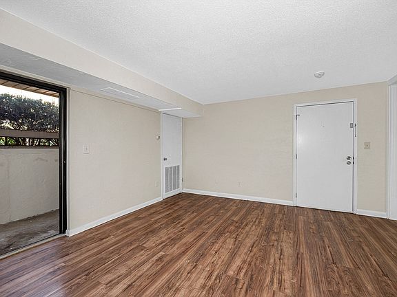 5th image of 1461 Pawtucket Blvd #A-2