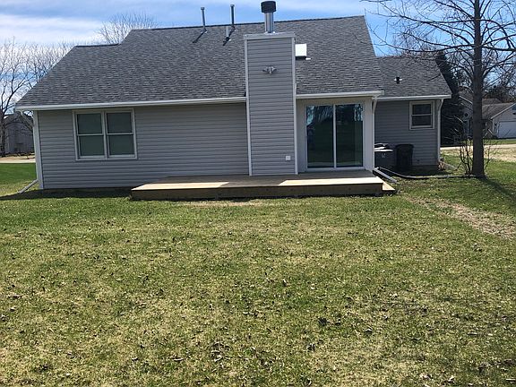 2nd image of 131 Brandywine Dr SE