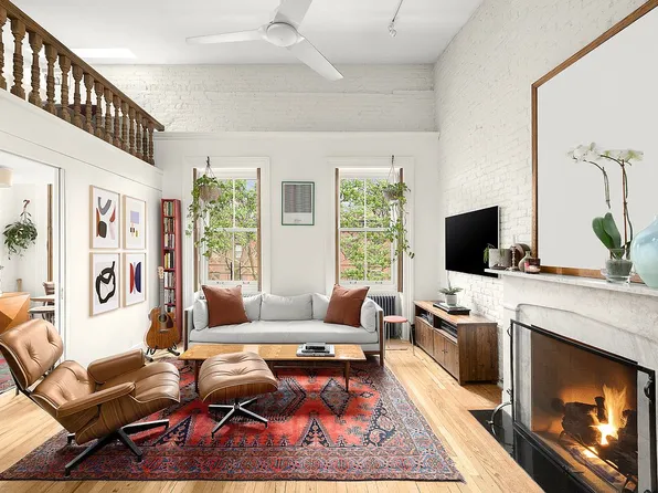 33 Tompkins Pl #3, Brooklyn, NY 11231