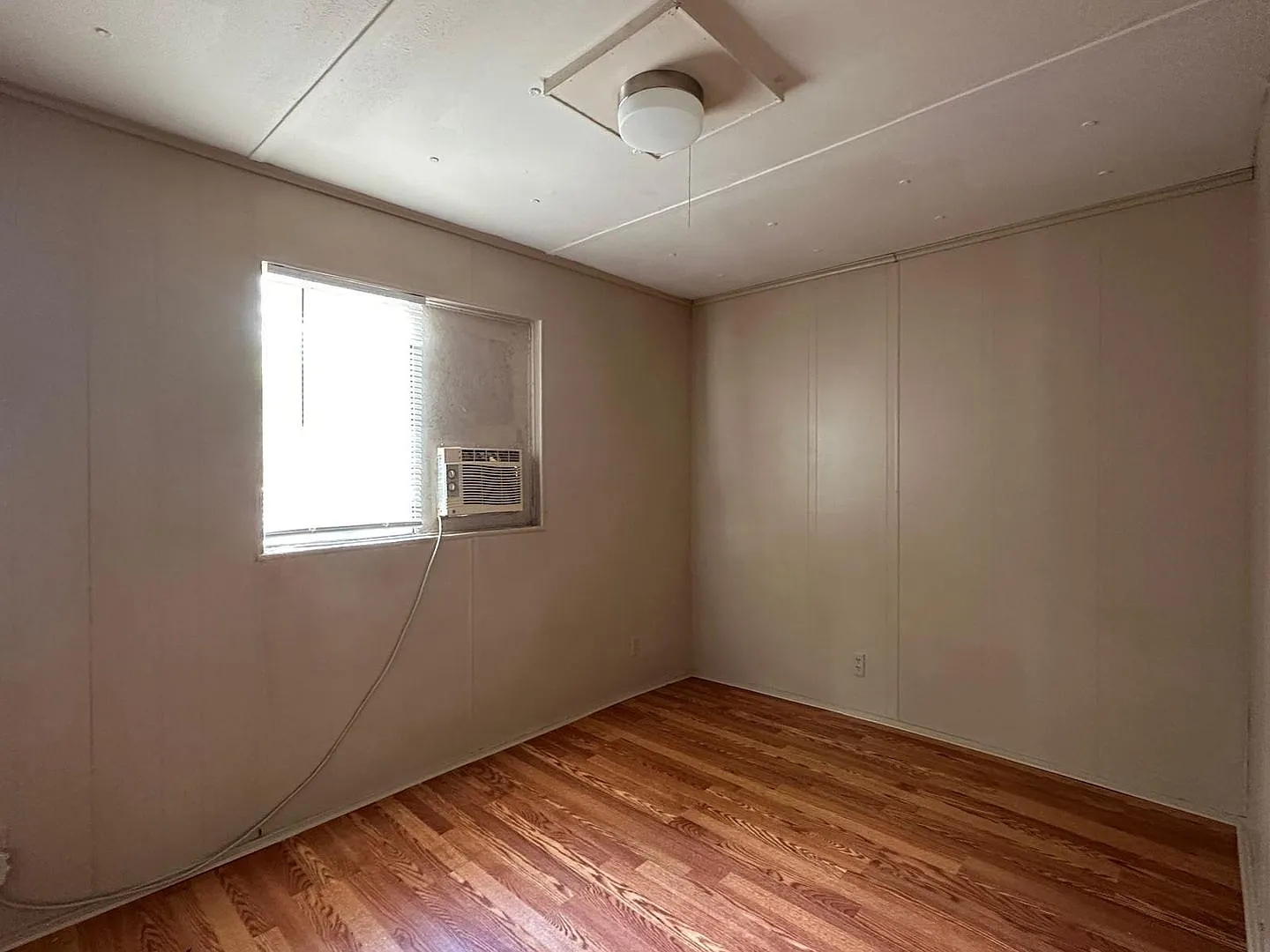 Creekside Mobile Homes — Photo 4
