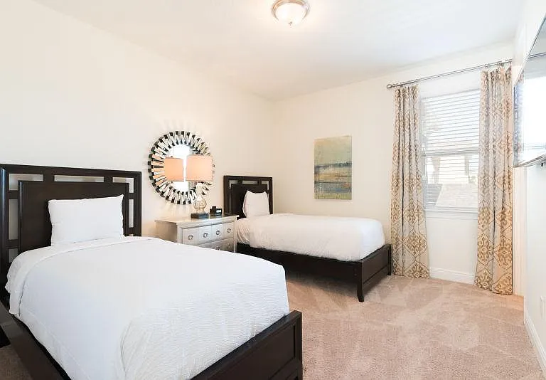 Suite 6_2 Twin Size Beds 39"*75"