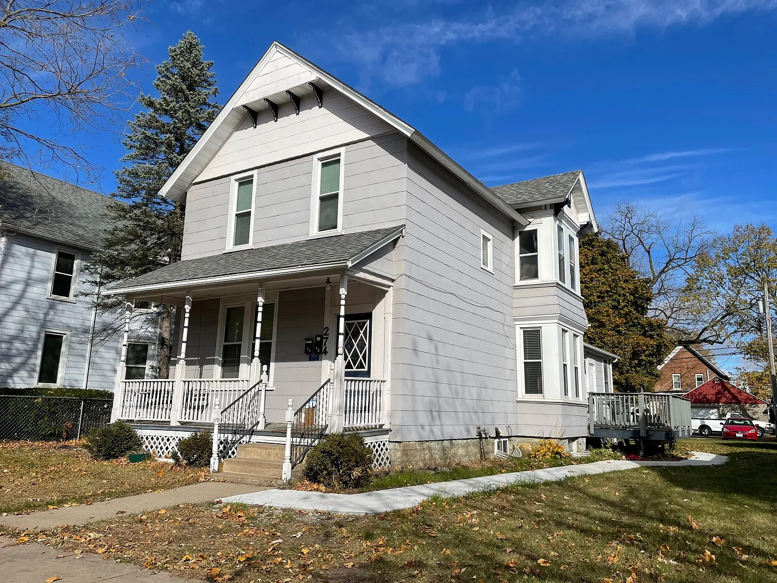 3 bed, 600 sqft, $1,095 — Photo 2