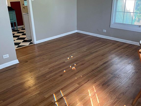 3rd image of 513 Josephine St