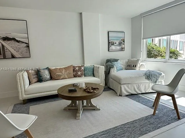 5401 Collins Ave #128 — Photo 21