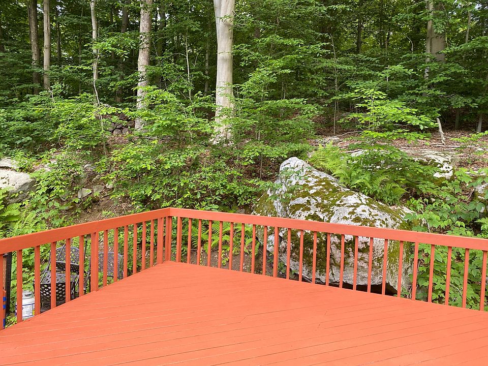 2nd image of 11 Bryants Brook Rd