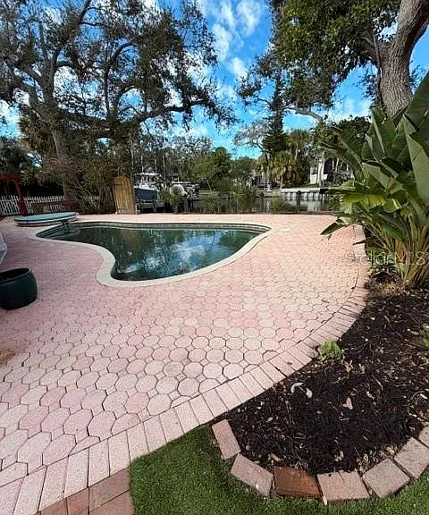 605 Lotus Ln — Photo 18