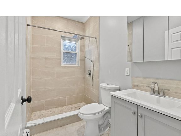 3rd image of 139 Ripley Pl