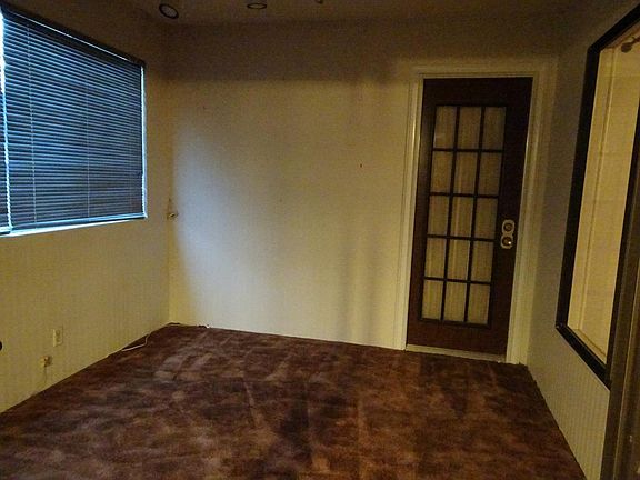 5th image of 342 Chateau La Salle Dr