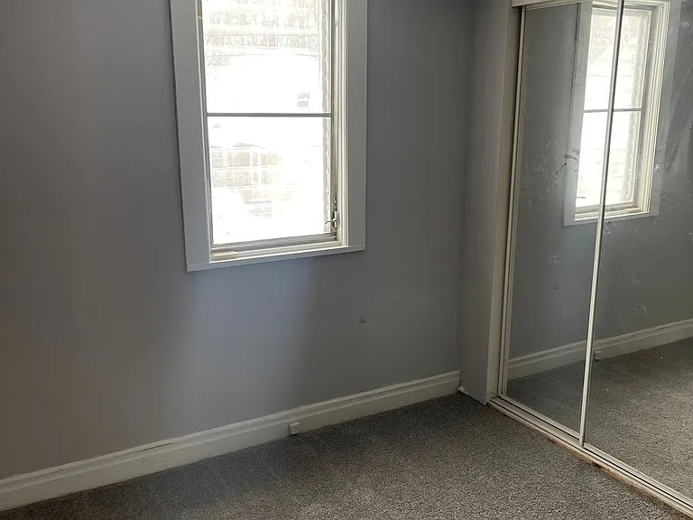 1345 Kellogg Ave — Photo 15