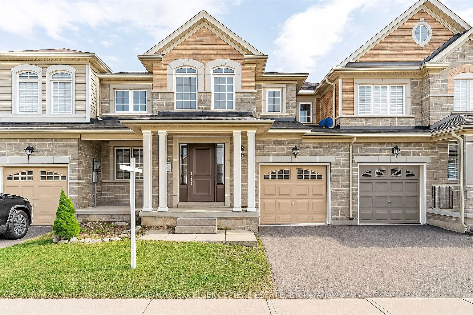 3 bed, $3,200 — Photo 1