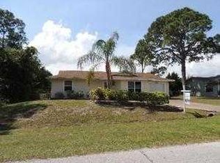 926 SW North Globe Ave, Port Saint Lucie, FL 34953