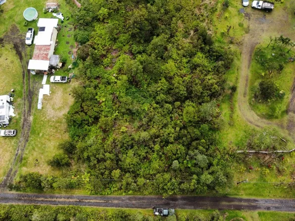 Wailele St, Mountain View, HI 96771