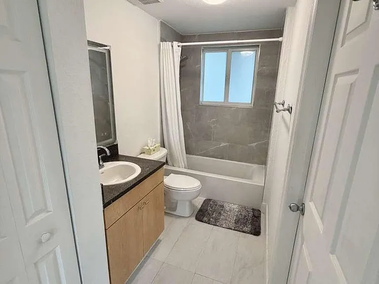 7516 NE 1st Ave #302 — Photo 5