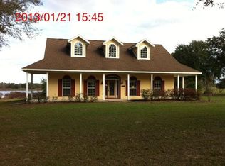 14101 Lake Yale Rd, Umatilla, FL 32784
