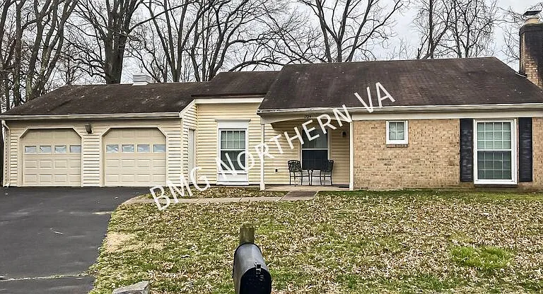 1724 Fantasia Cir — Photo 1
