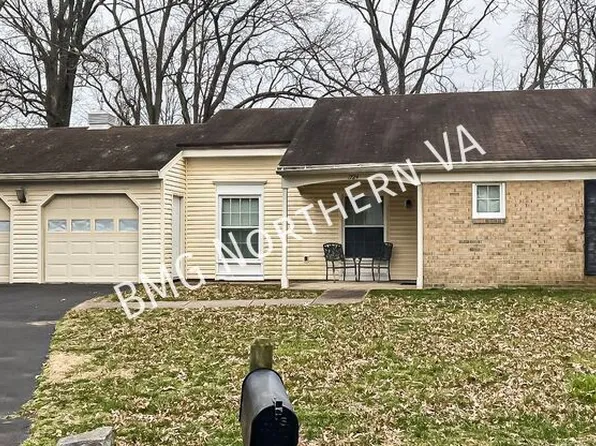 1724 Fantasia Cir, Herndon, VA 20170