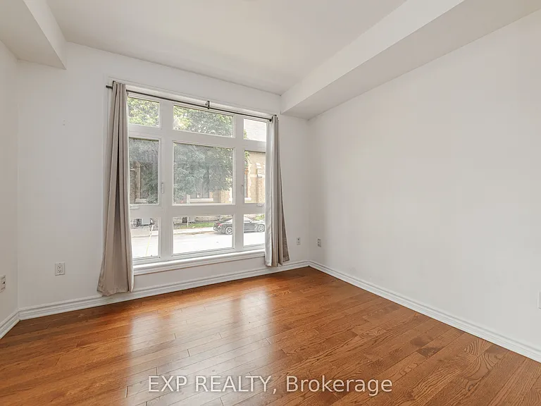 429 Kent St #221 — Photo 14