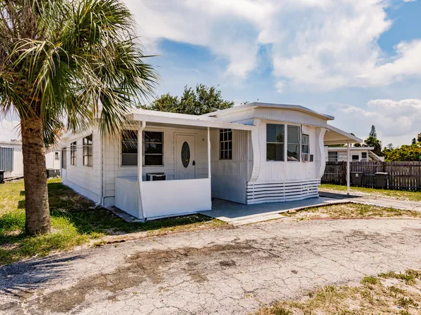 9213 Matso Drive, West Palm Beach, FL 33403