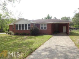 1300 Stonewall St, Dublin, GA 31021